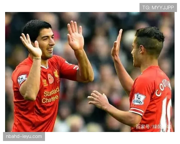 苏亚雷斯闪耀安菲尔德：利物浦传奇前锋的辉煌岁月