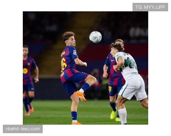 西甲梦二队：巴萨黄金一代的辉煌岁月与战术遗产