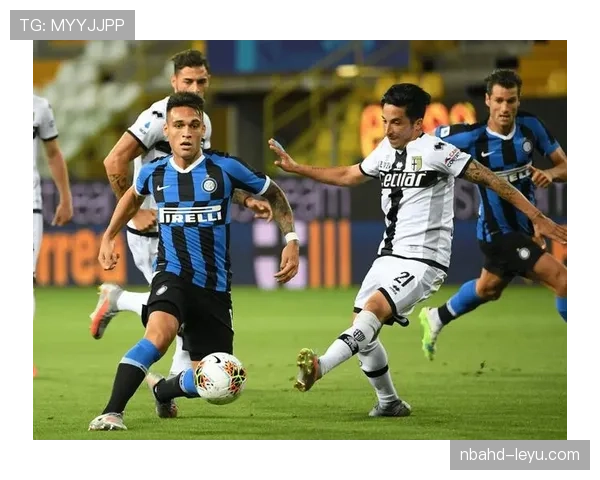 西甲绿白条纹球队近期表现稳健,竞争力持续提升