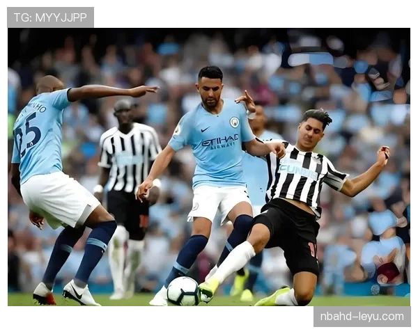 曼城阵容老化危机：豪门的奢华背后，中场的变革或将成为争冠隐患！